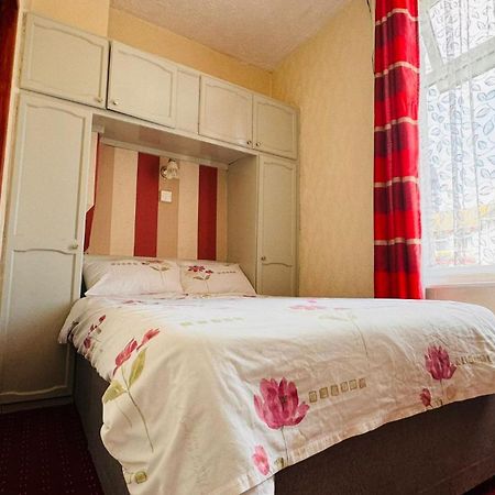 Delamere Hotel Блекпул Екстериор снимка