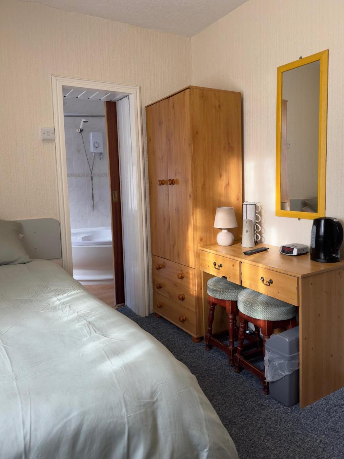 Delamere Hotel Блекпул Екстериор снимка